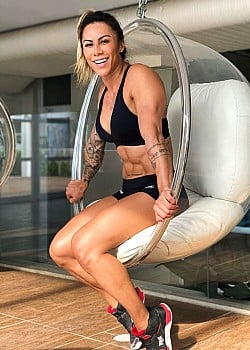 Carolinne Hobo